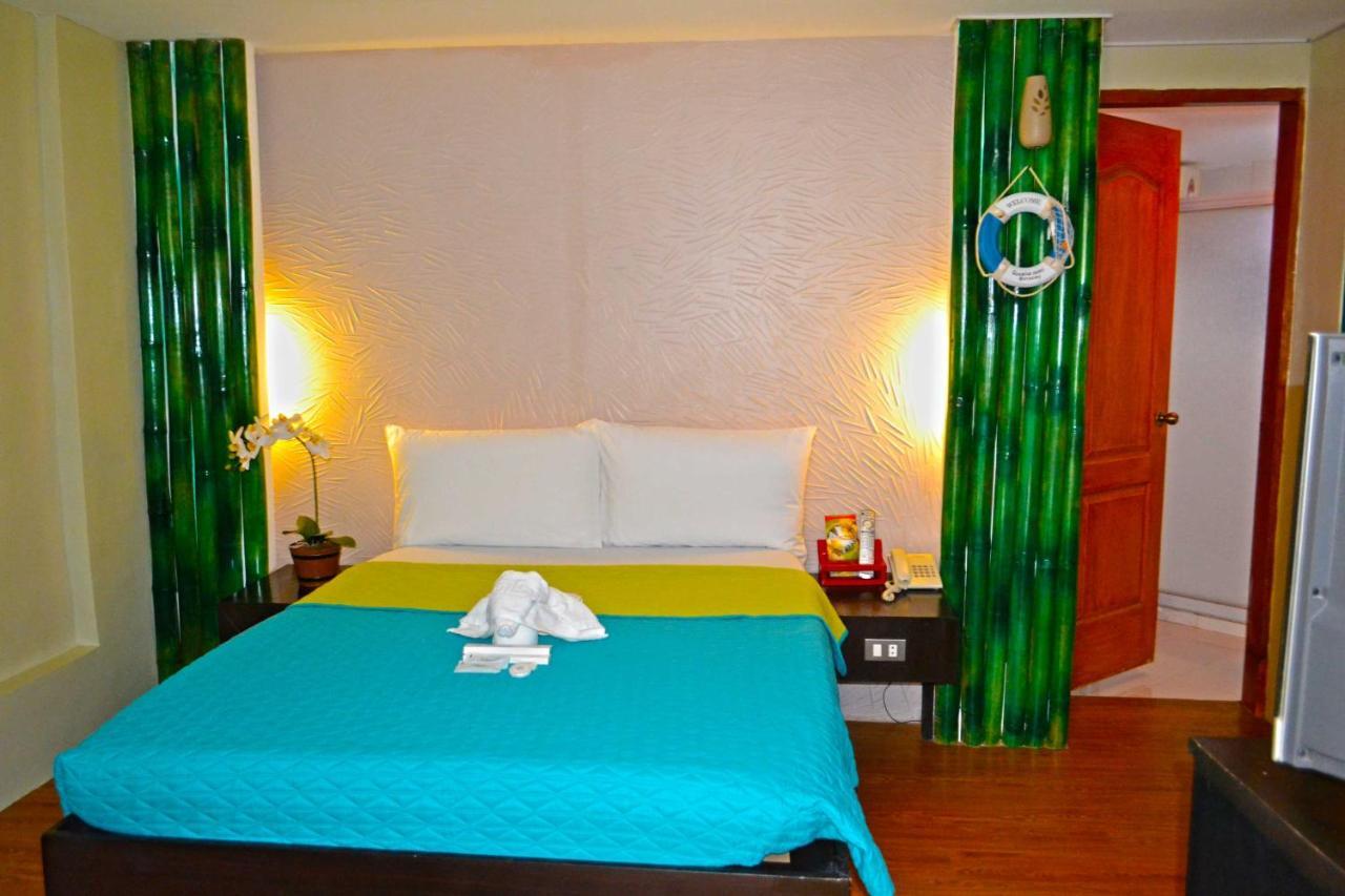 Quoalla Hotel Boracay Balabag  Bagian luar foto